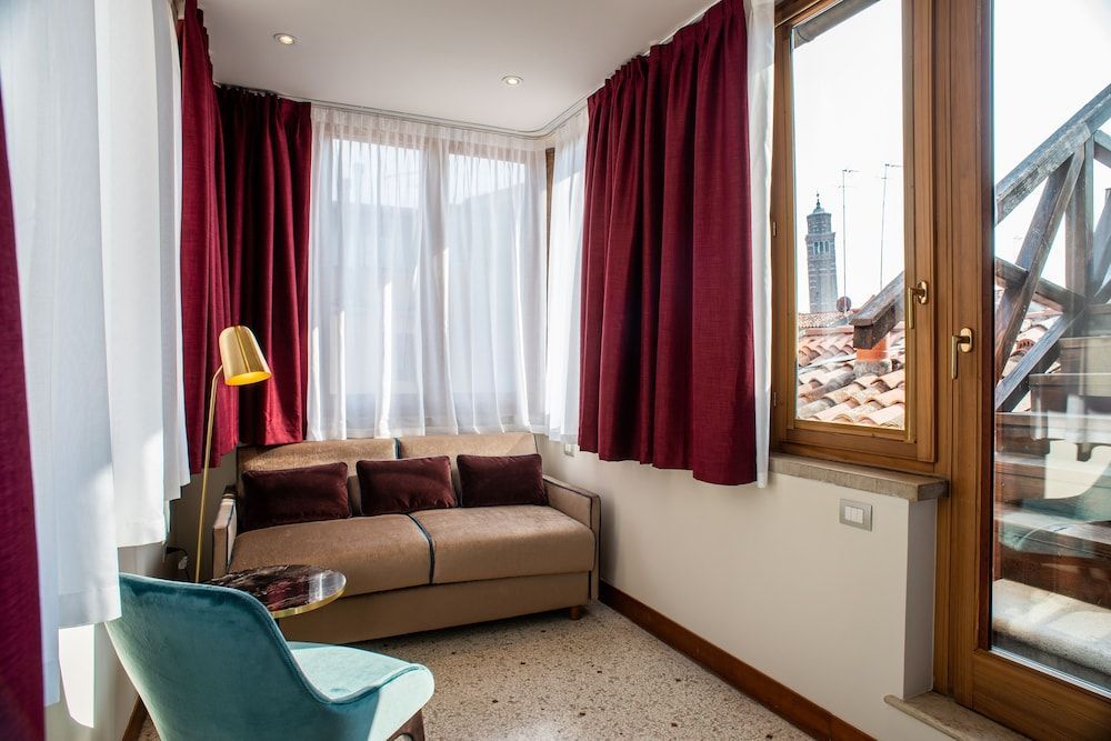 Palazzina Fortuny 1