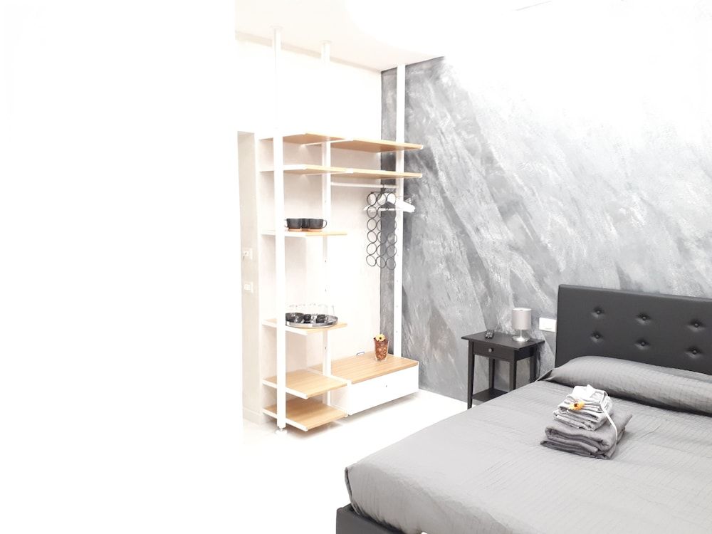 Silver house 1