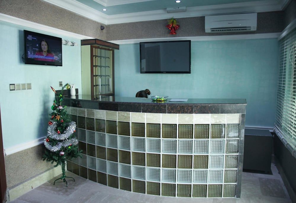 Milestone Hotel 2