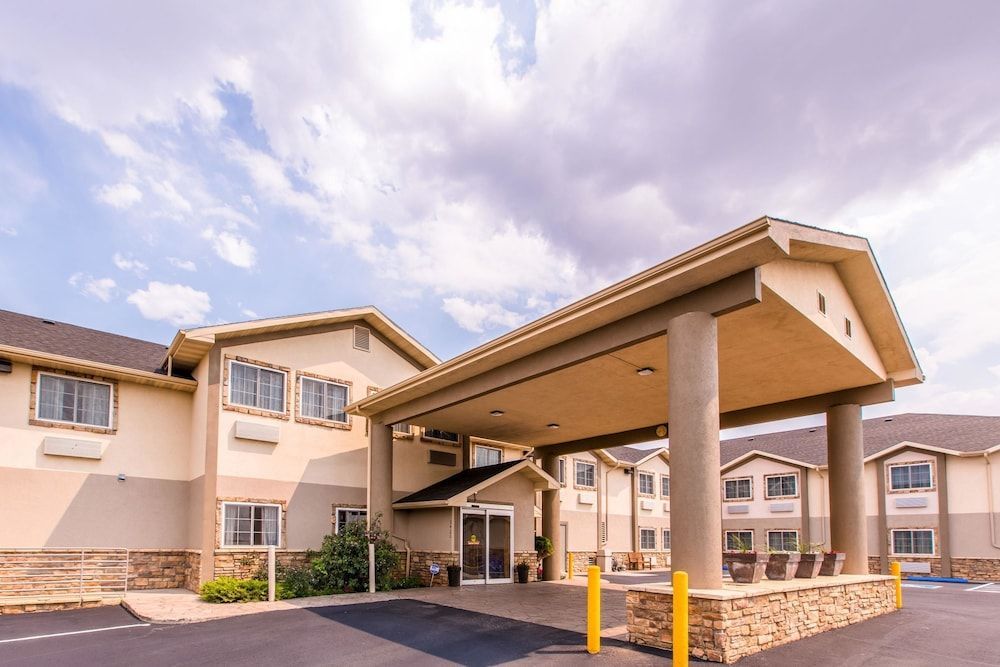 Quality Inn & Suites University 1