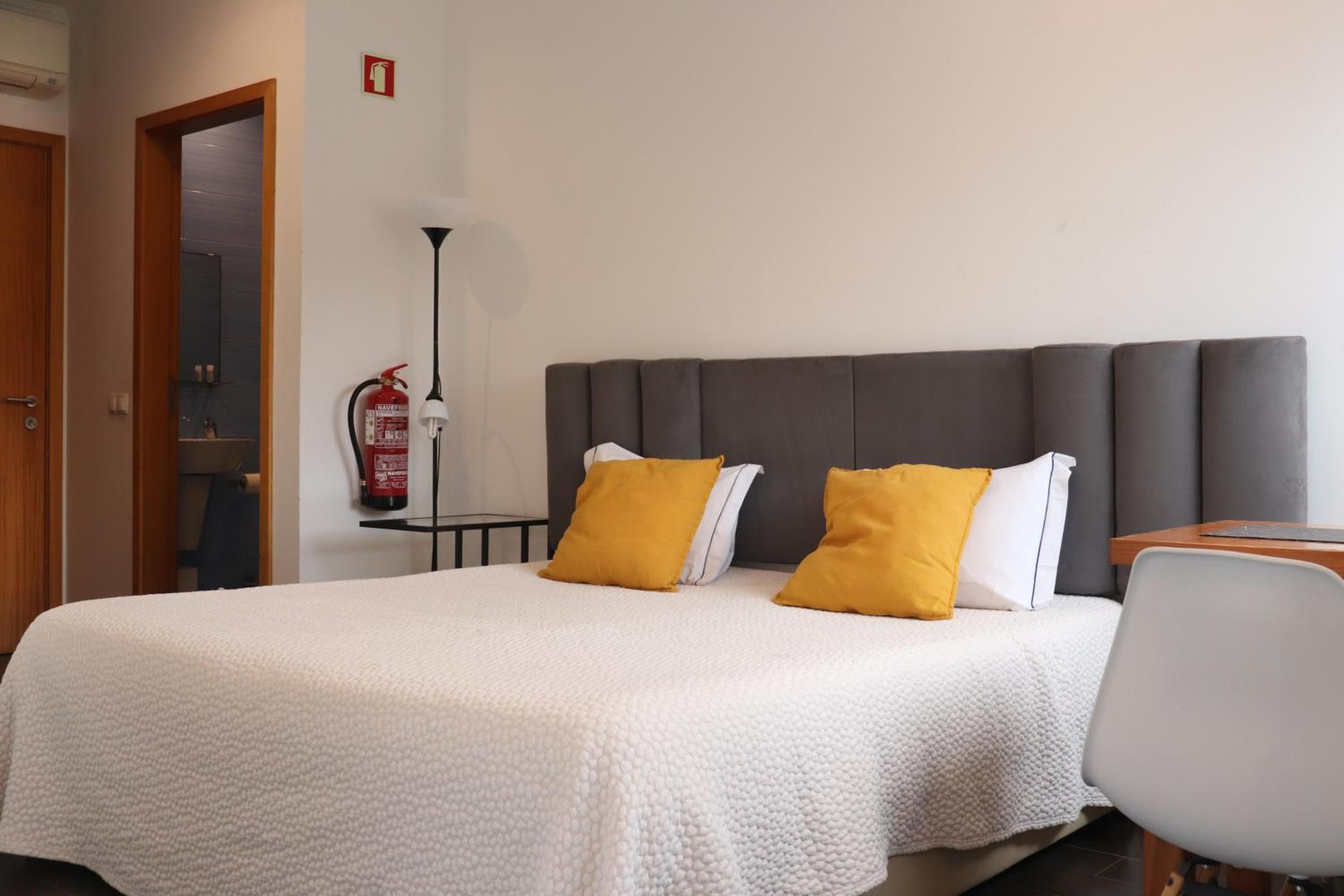 Faial Marina Apartments 1 2