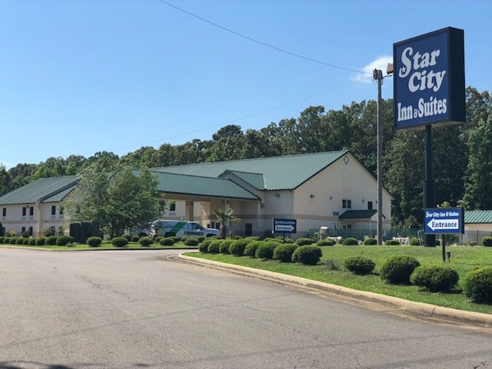 Star City Inn & Suites 1