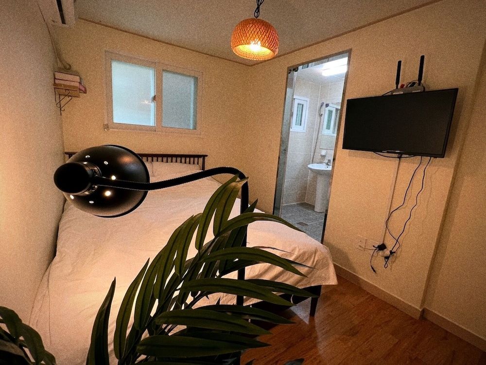 Jnineguesthouse 2