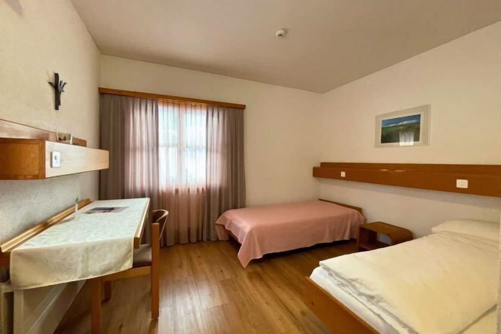 Hotel & Bildungshaus St. Jodern 1