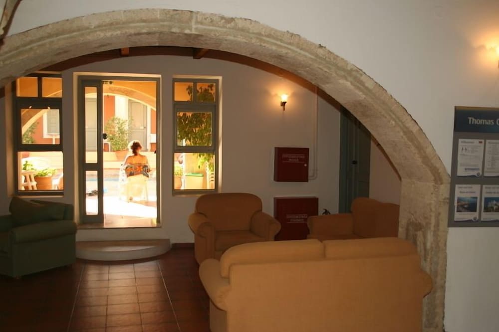 Vecchio Hotel 2