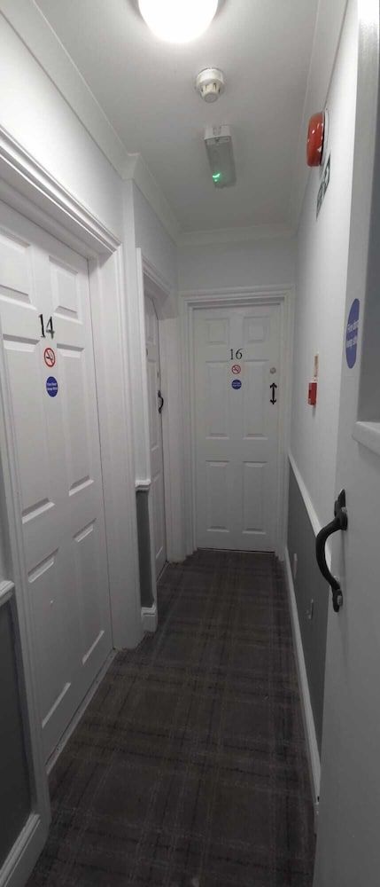 Golders Park Hotel 2