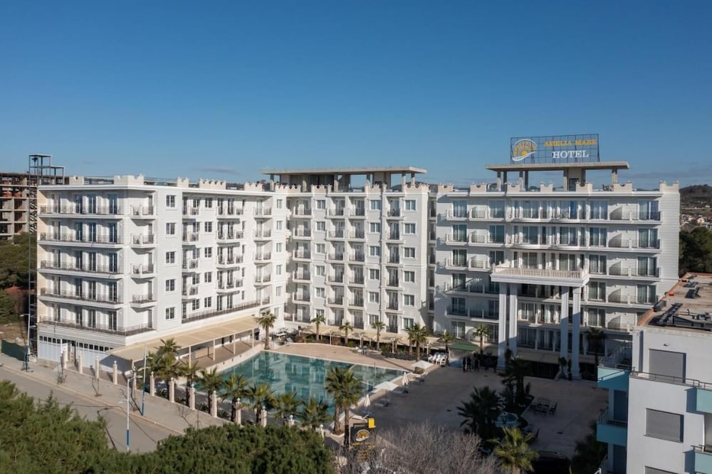 Hotel Amelia Mare 1