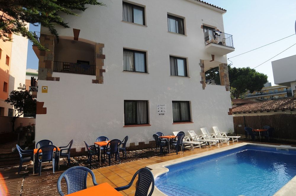 Apartamentos AR Caribe 1
