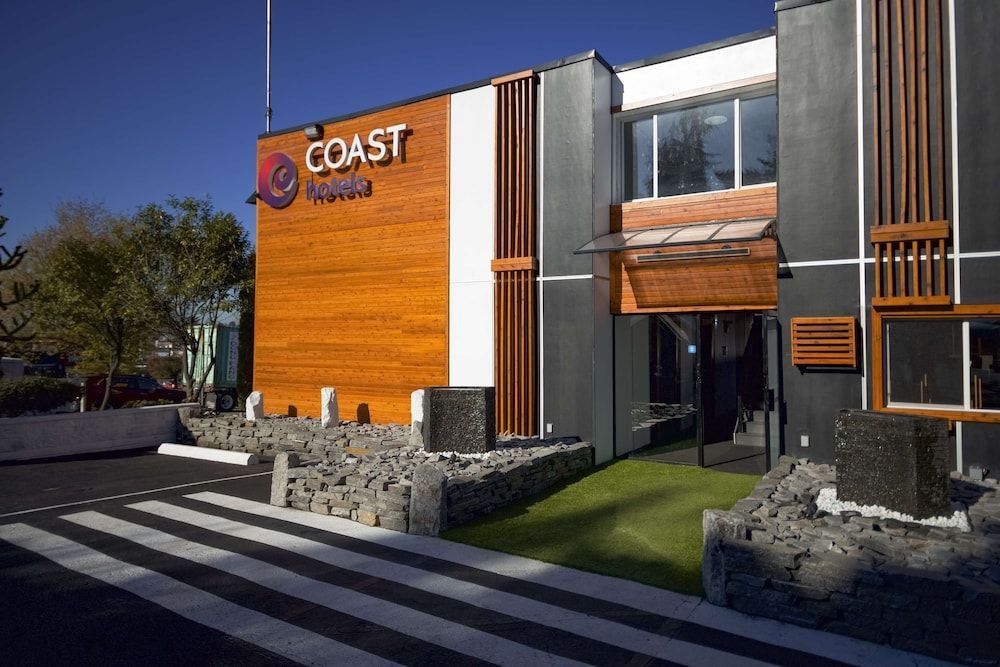 Coast Metro Vancouver Hotel 1