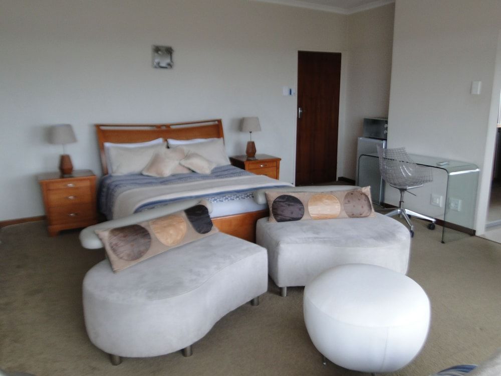 Bluewater Beach Accommodation 2