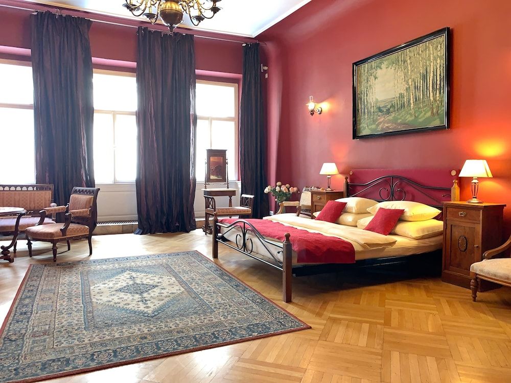 Small Luxury Palace Residence 2