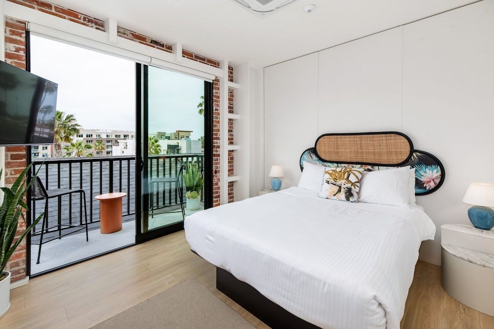 The Brick Boutique Hotel 2