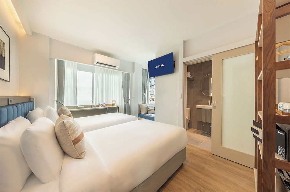 SOVA Hotel Bangkok 1