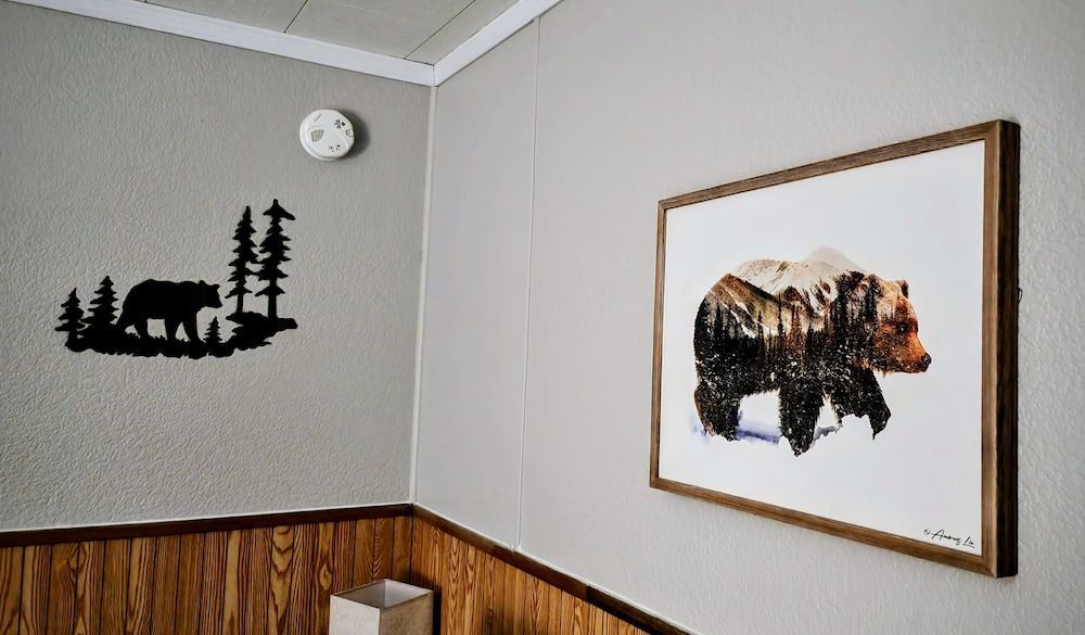 Maple Grove Lodging 1