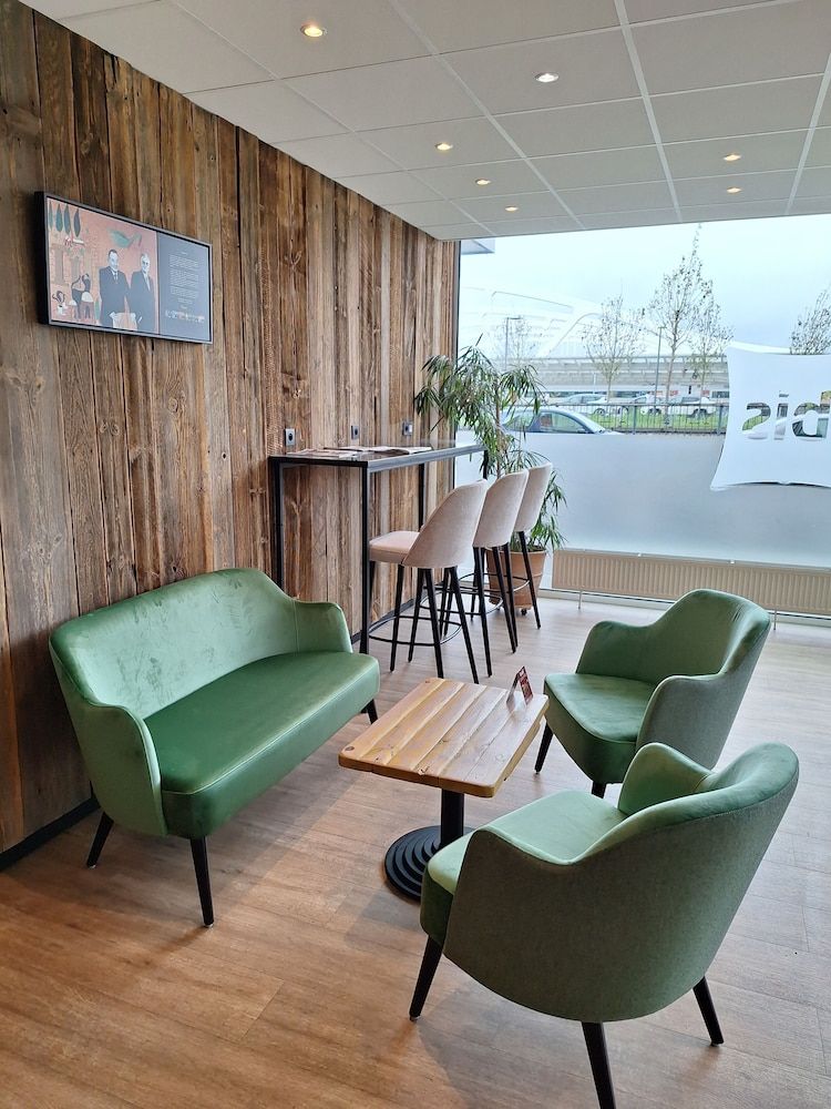B&B HOTEL Mons Gare 2