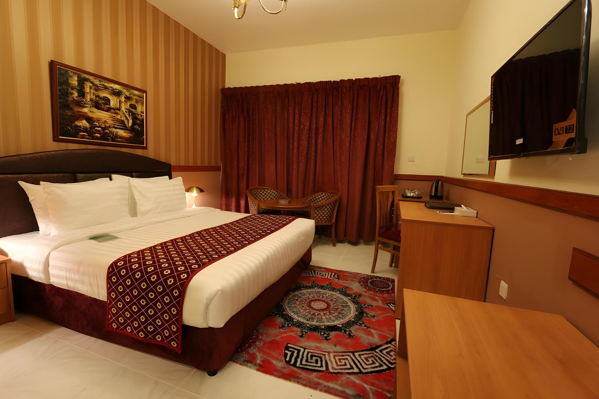 New California Hotel 1