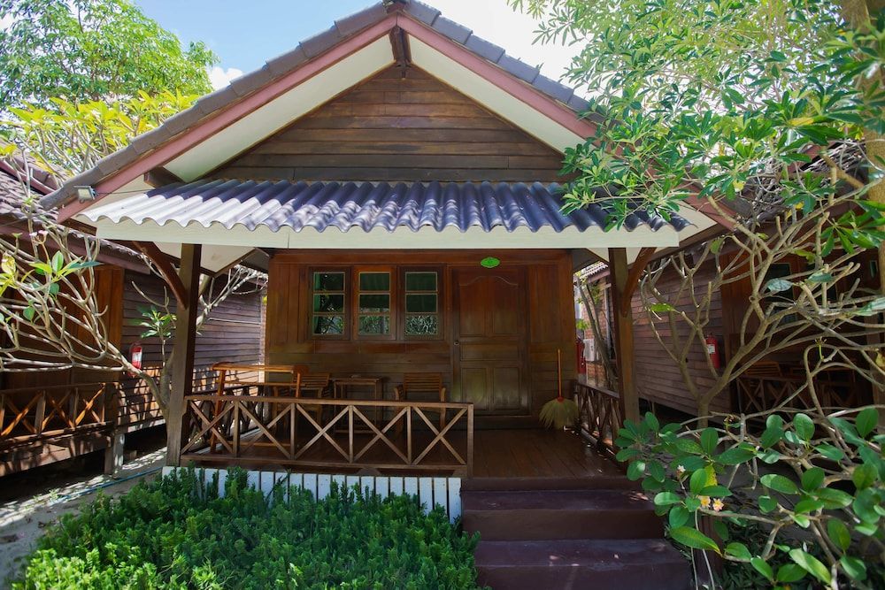 Chareena Beachside 1
