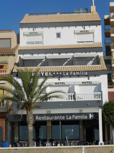 Hotel La Familia 1