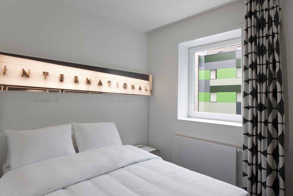 Hotel Gat Point Charlie 1