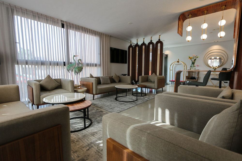 Urban Hotel & Spa 2