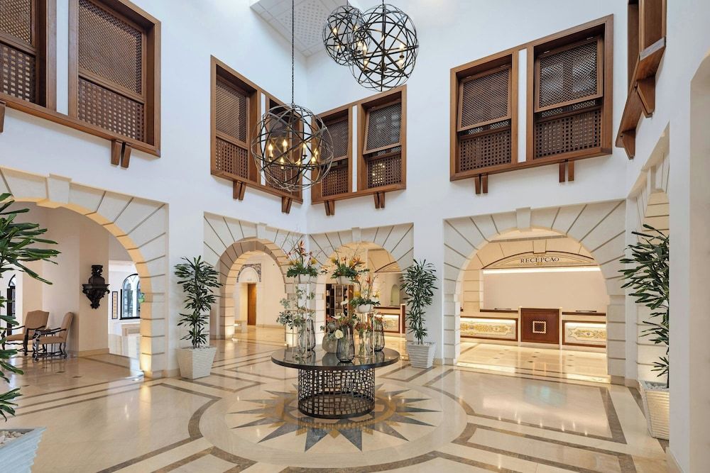 Pine Cliffs Hotel, a Luxury Collection Resort, Algarve 1
