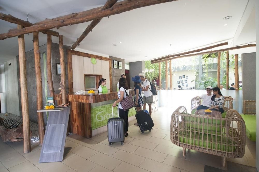 Grandmas Plus Hotel Legian 2