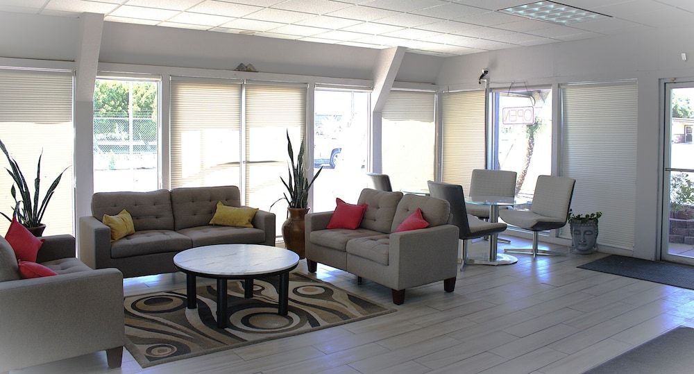 Torch Lite Lodge 2