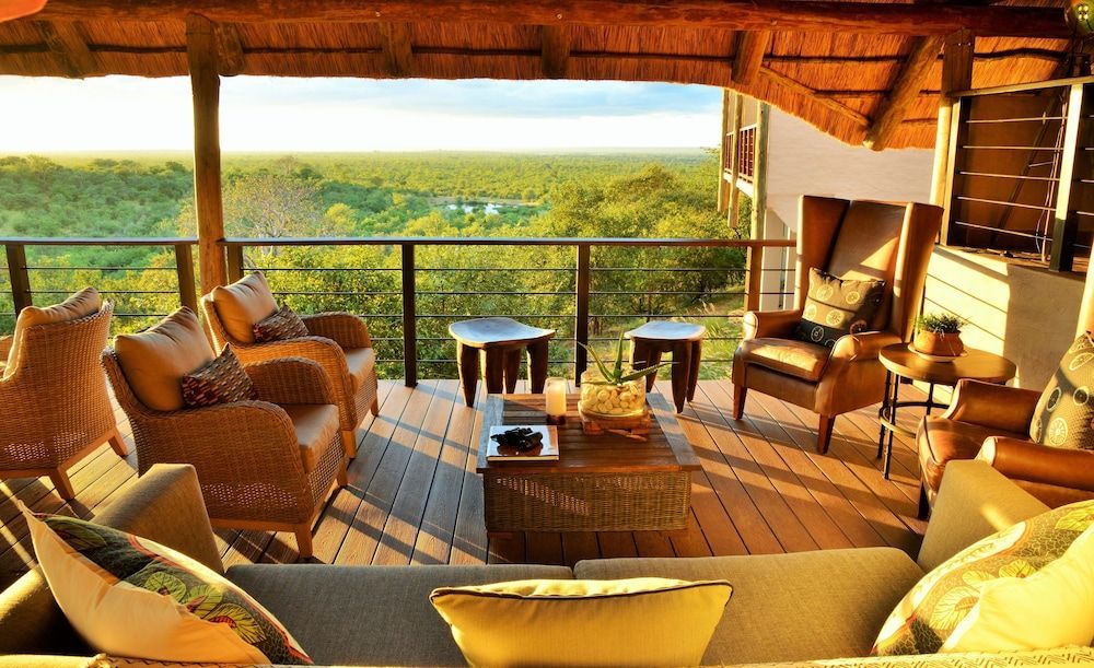 Victoria Falls Safari Club 2