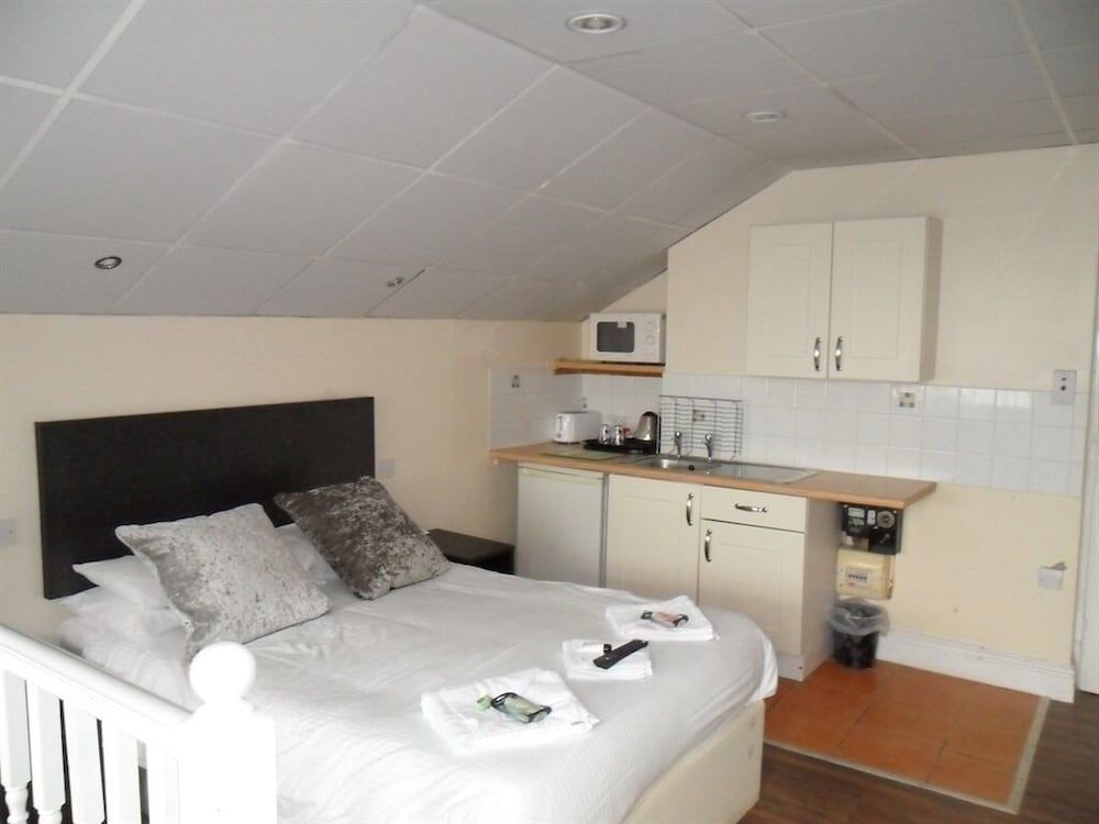 Anzy Panzy Hotel and Apartments 2