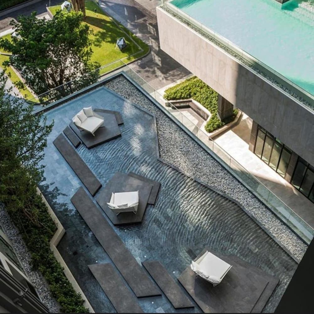 The Base Central Pattaya by Mickey 1