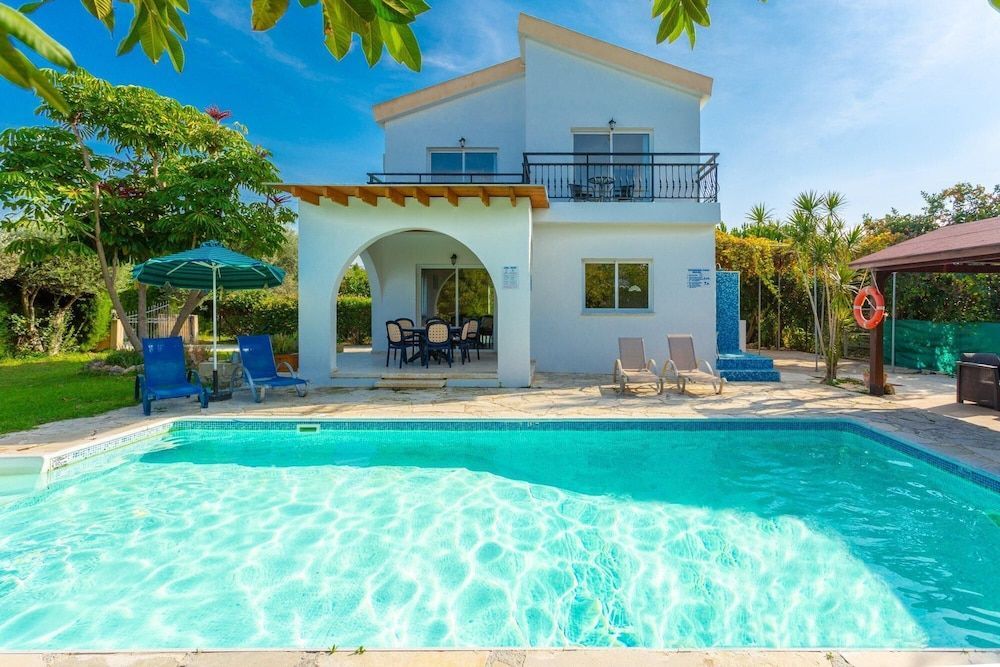 Sun Beach Villa Tria Large Private Pool Walk to Beach A C Wifi Car Not Required - 2282 1