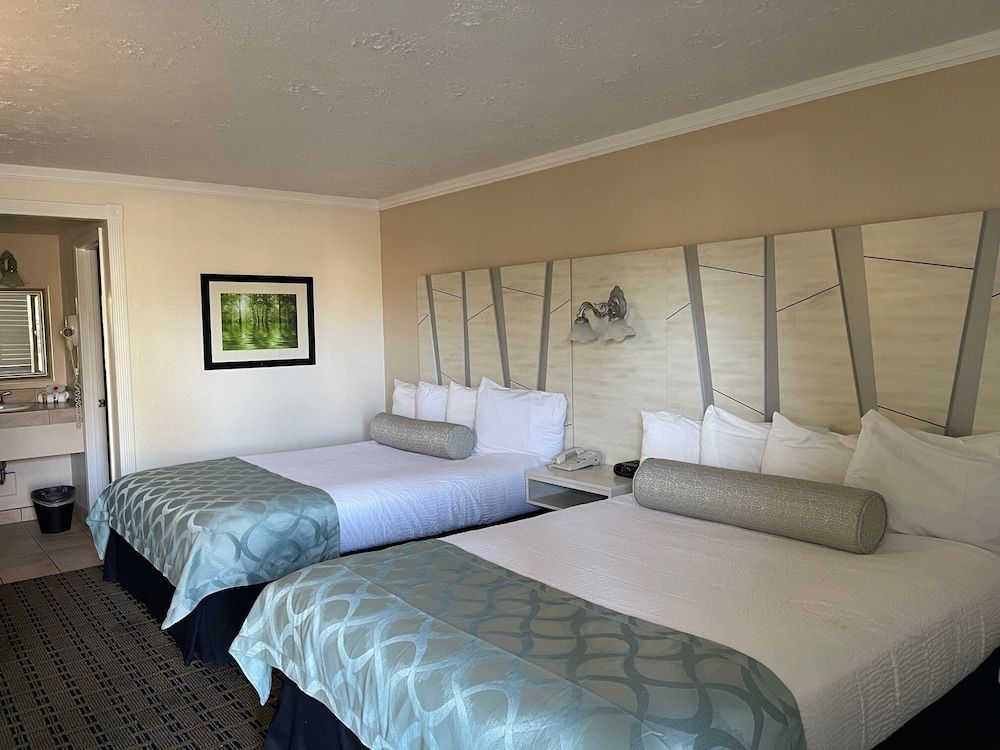 Baechtel Creek Inn 1
