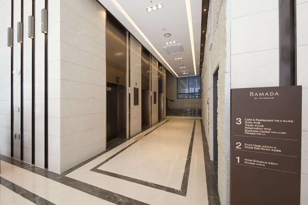 Ramada by Wyndham Daejeon 2