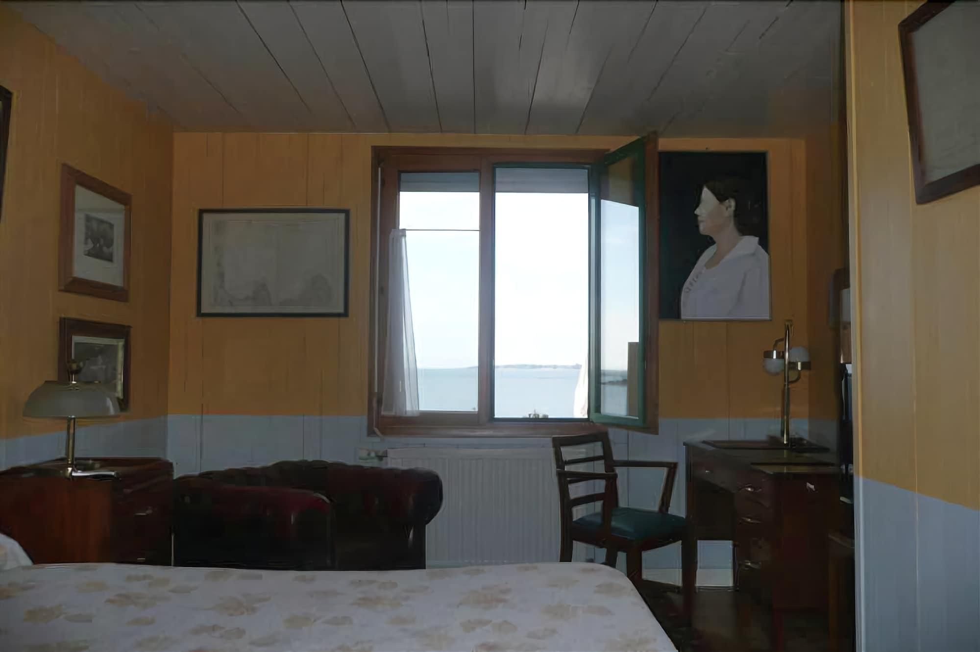 Hôtel Kermor 1