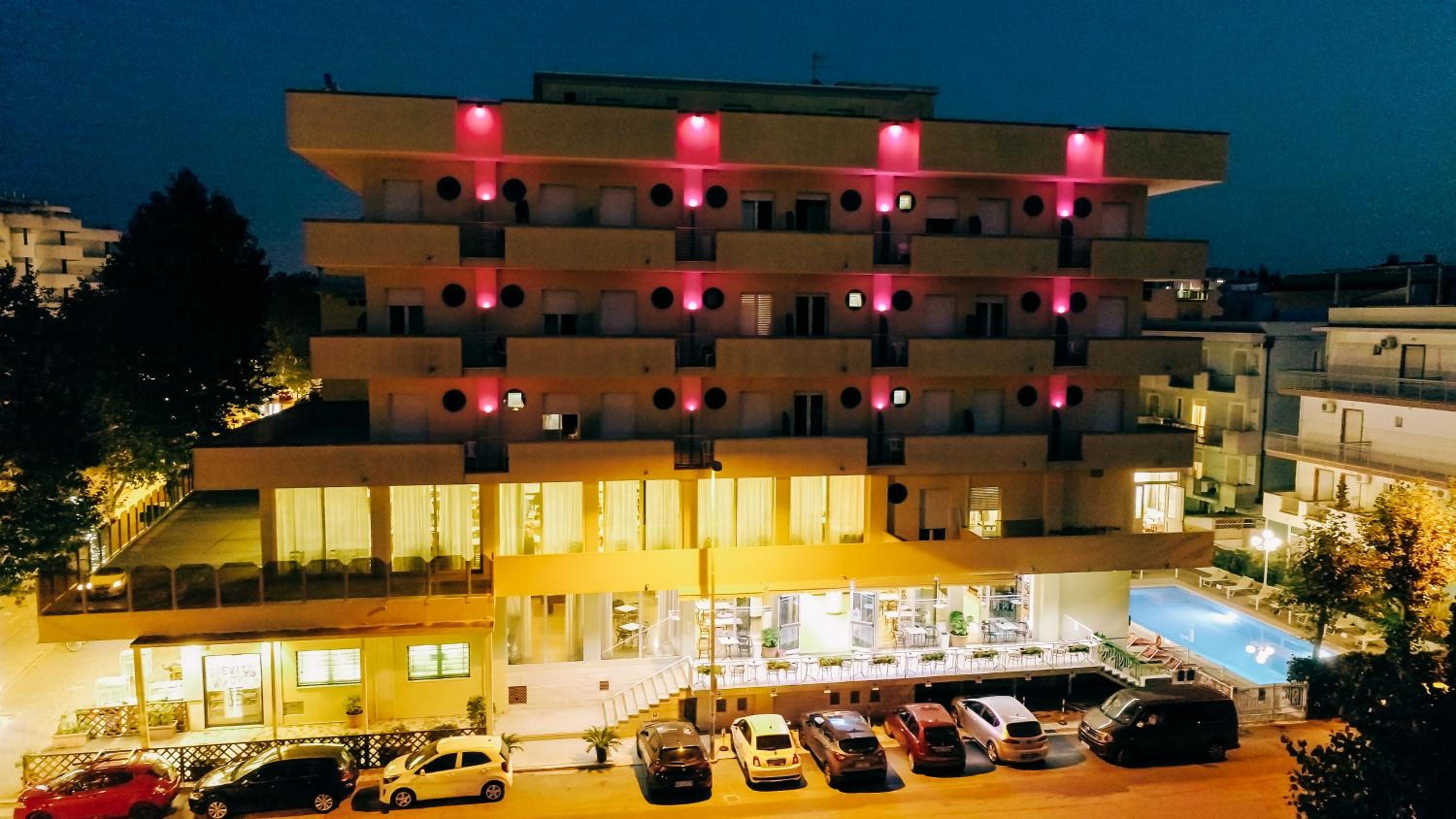 Hotel Beverly 2