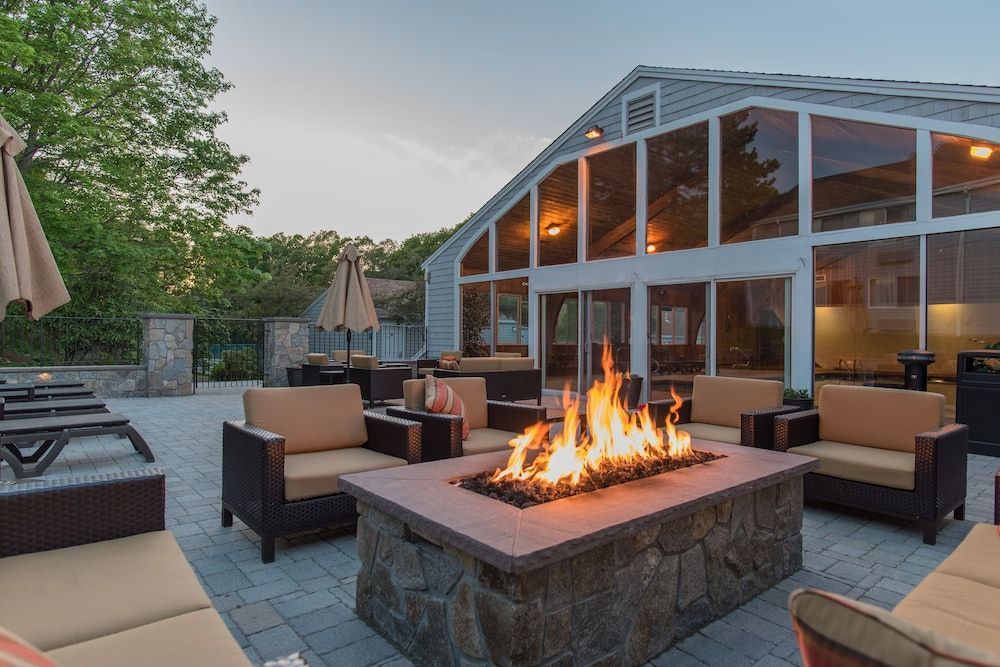 Rockport Inn and Suites 1