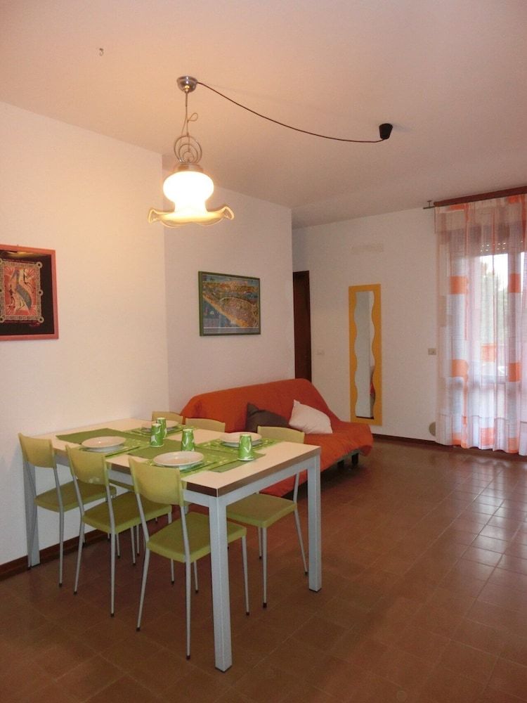 Your flat just a short walk from Pluto Beach 1