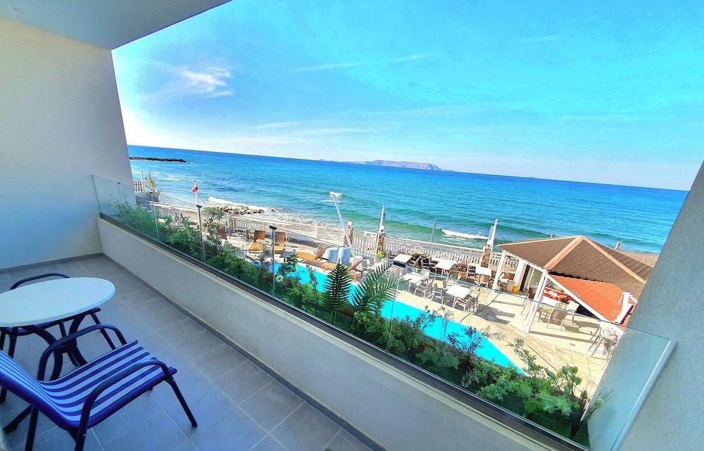 Sunset Beach Hotel 1