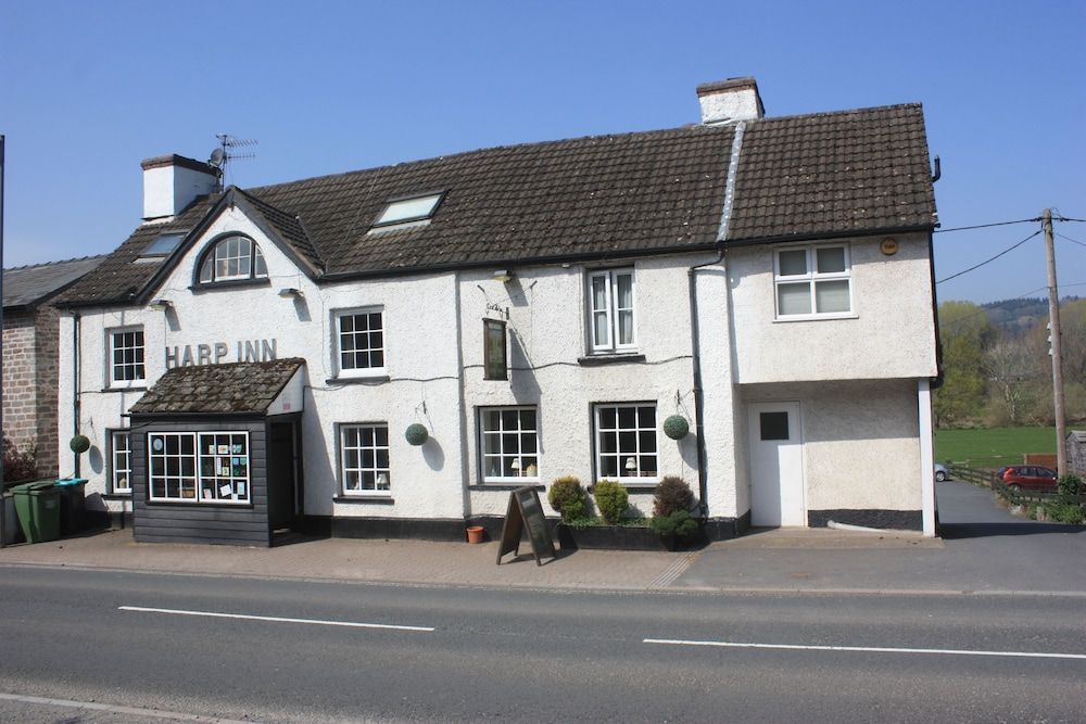 The Harp Inn 1