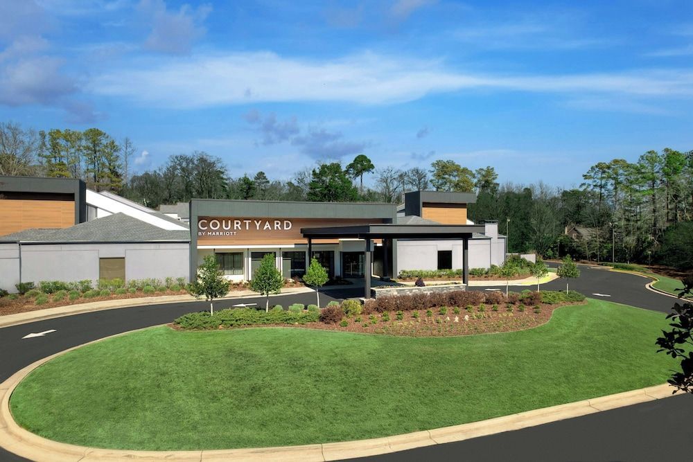 Courtyard by Marriott Birmingham Homewood 1