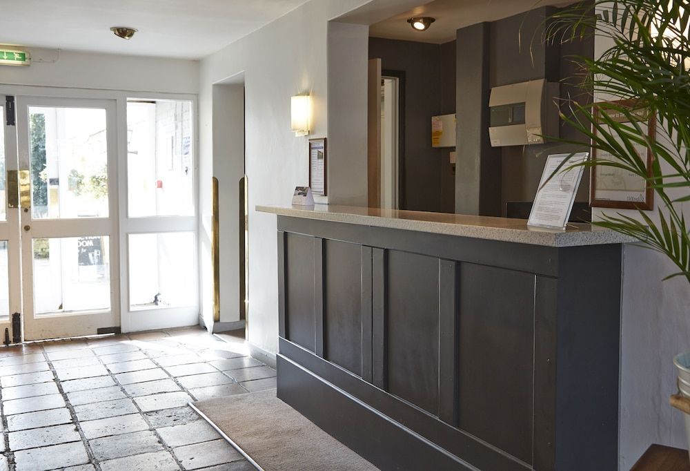 White Hart Hotel by Greene King Inns 2
