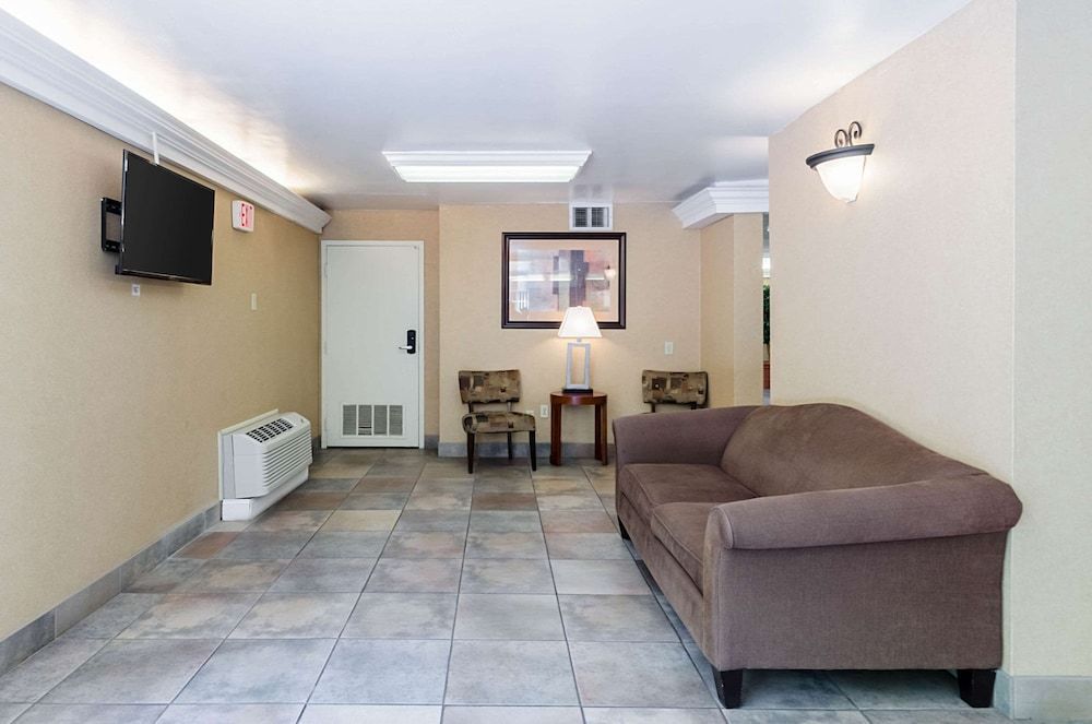 Quality Inn Chicopee-Springfield 2
