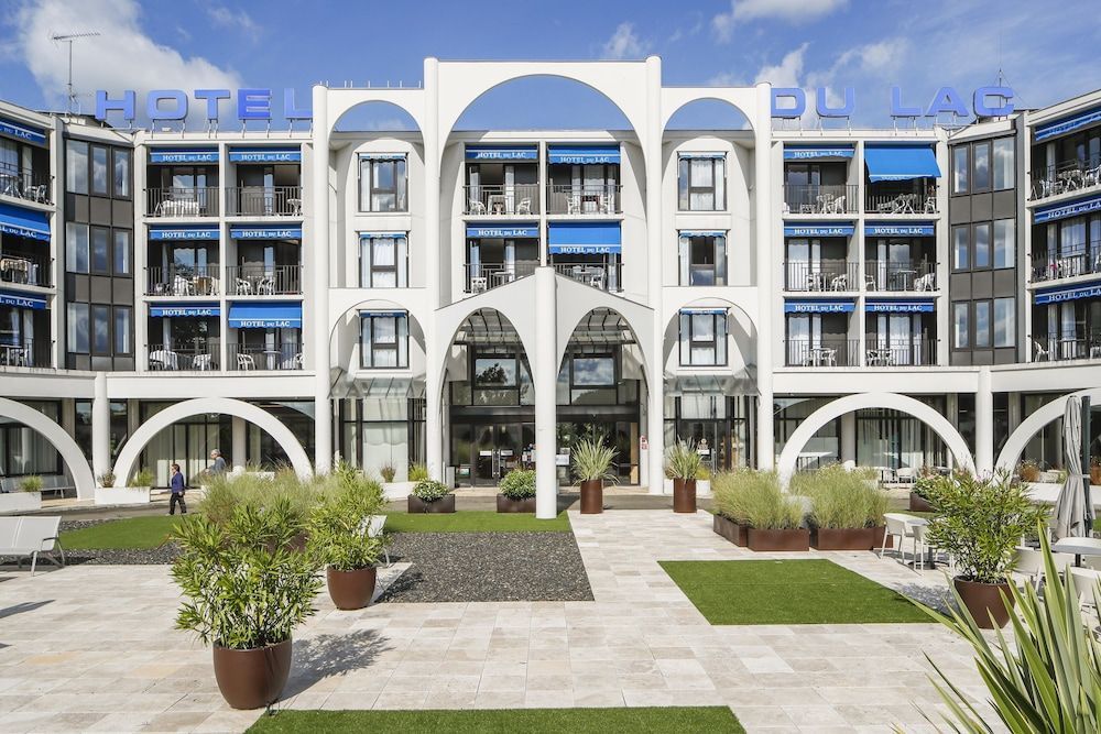 Brit Hotel du Lac 1