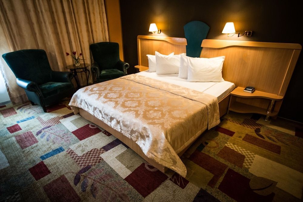 Ambassador Hotel 1