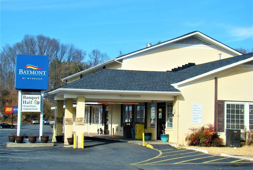 Baymont by Wyndham Front Royal Near Shenandoah National Park 1