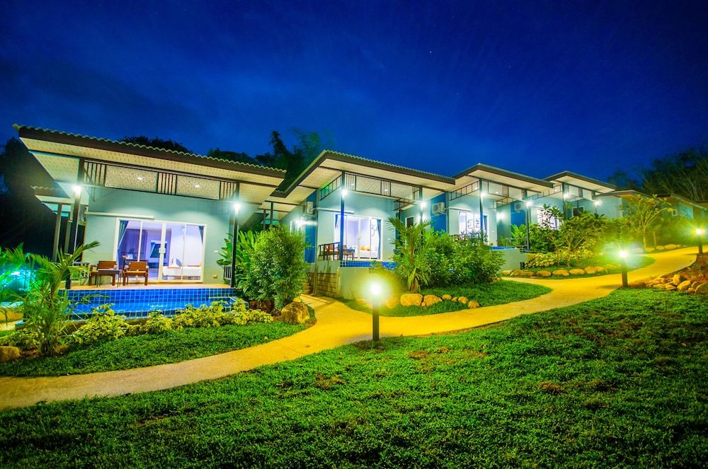 Chomphu Resort 1