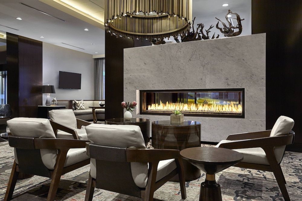 Calgary Marriott Downtown Hotel 2