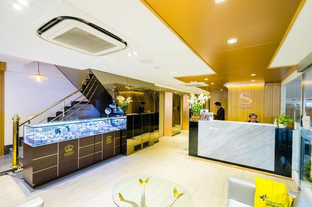 Samran Place Hotel 2