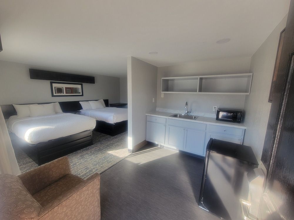 Orchard Park Motel 2