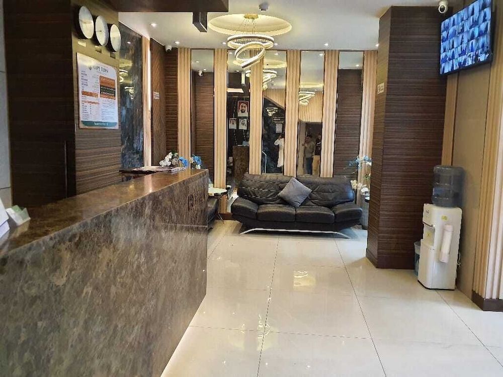 CAPE TOWN HOTEL 1